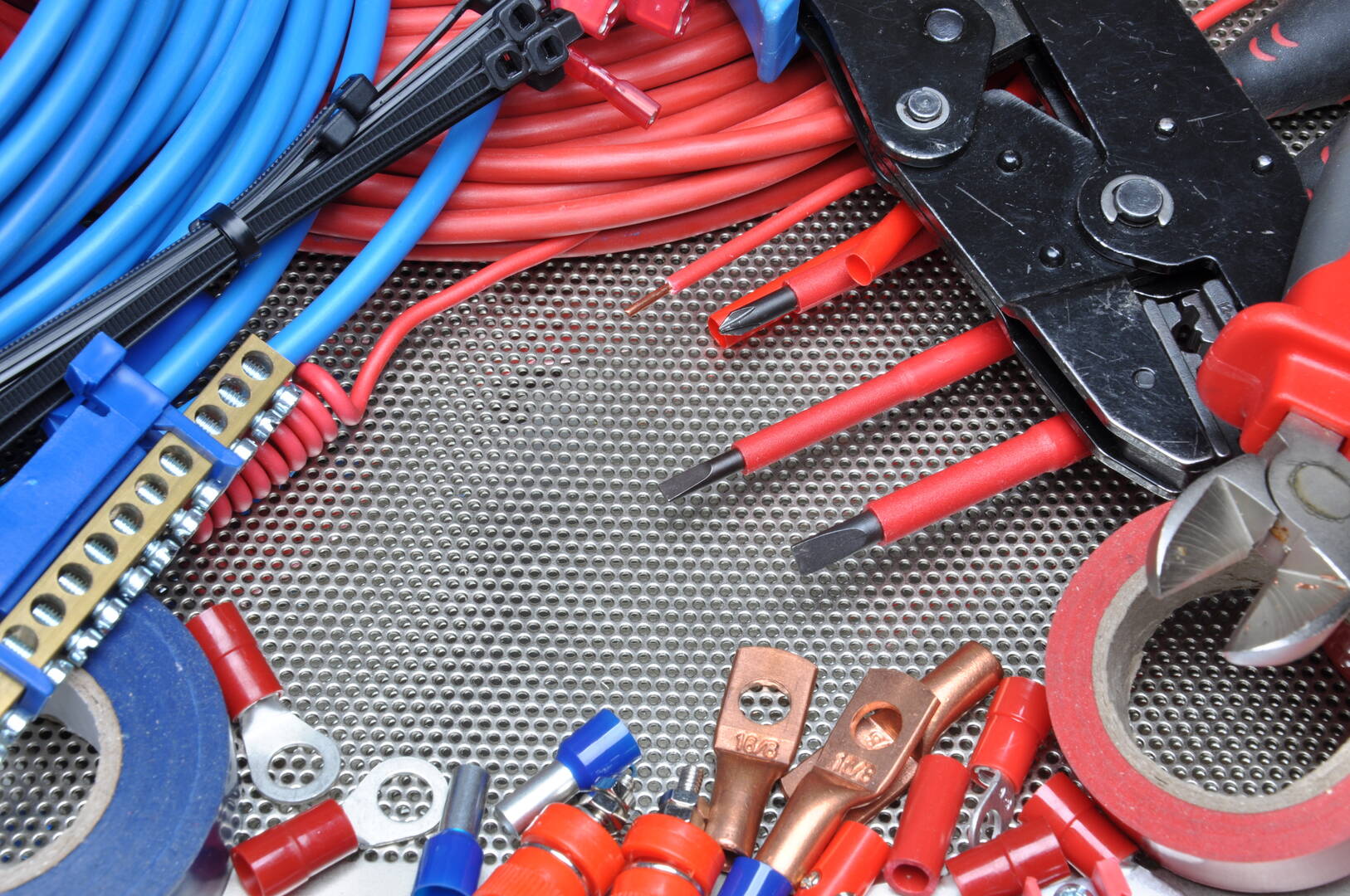 Aquest Electrical